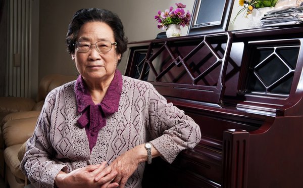 Eight Chinese Women Awarded Highest National Honors Eight Chinese Women Awarded Highest National Honors