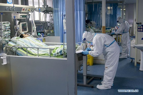 Medical Workers Take Care of Patients in Wuhan Medical Workers Take Care of Patients in Wuhan