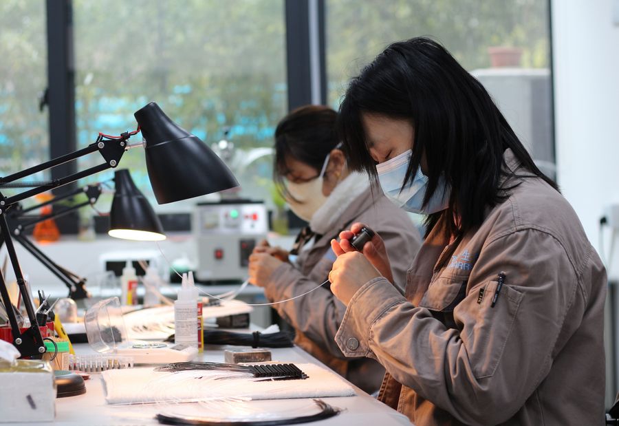 Chinese Firms Boost Chinese Firms Boost ‘Immunity‘ to Coronavirus Fallout
