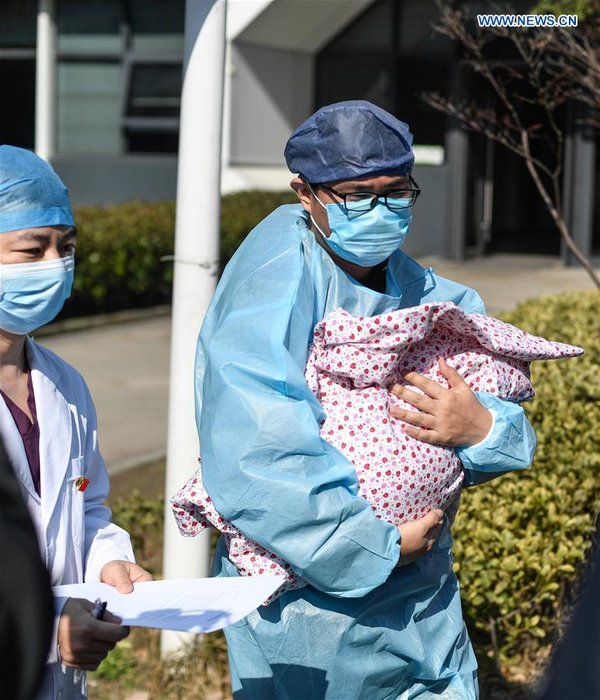 CHINA-ZHEJIANG-HANGZHOU-YOUNGEST PATIENT-CURED (CN)