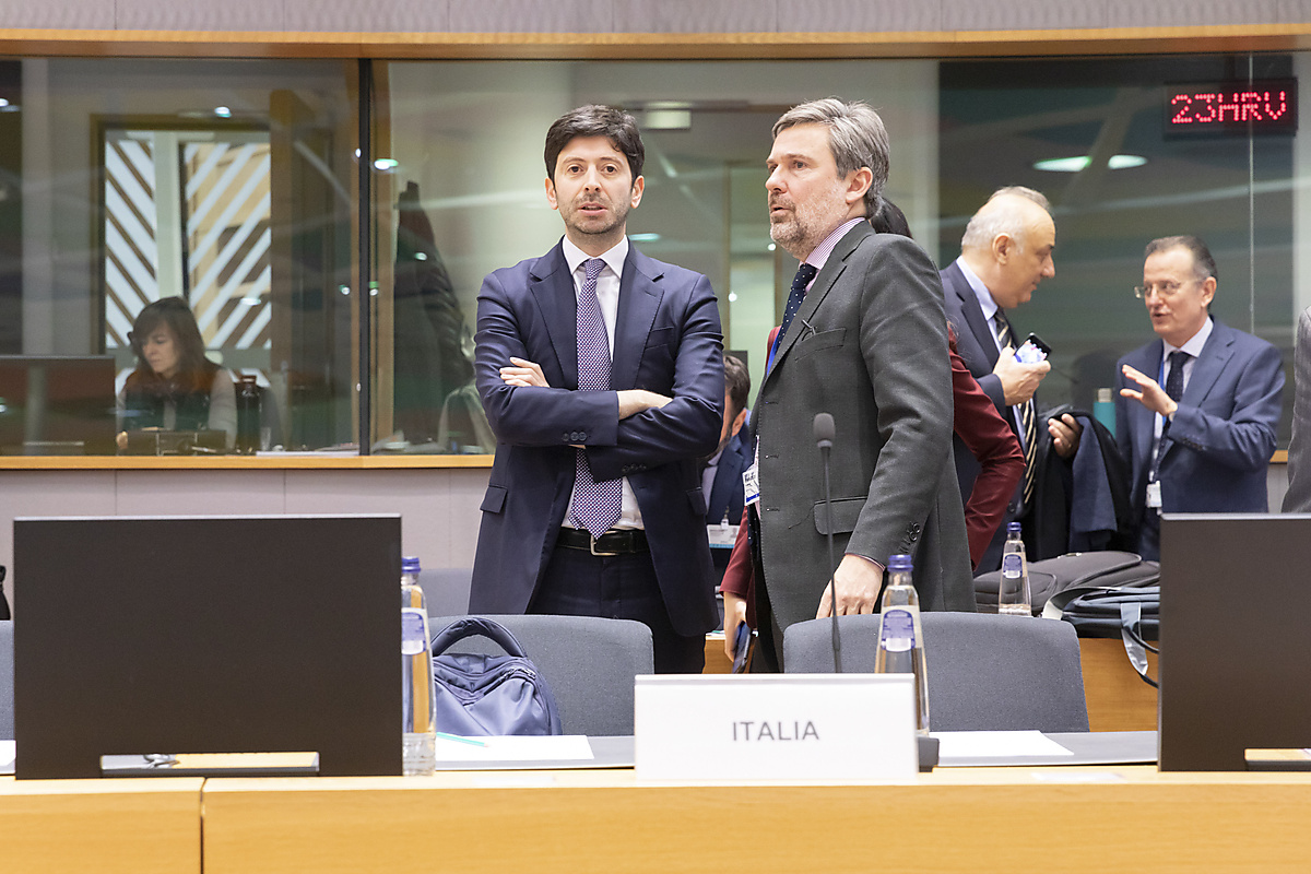 China's Progress Offers Hope, Experience for Europe's Virus Fight China's Progress Offers Hope, Experience for Europe's Virus Fight