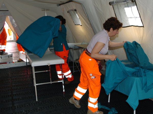 China Committed to Combating Health Threat Facing Mankind China Committed to Combating Health Threat Facing Mankind