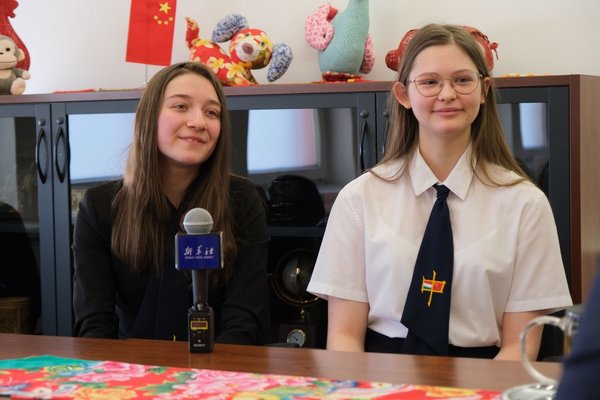 Feature: Heartwarming Reply from 'Grandpa Xi' Cheers up Young Envoys of Hungary-China Friendship Feature: Heartwarming Reply from 'Grandpa Xi' Cheers up Young Envoys of Hungary-China Friendship