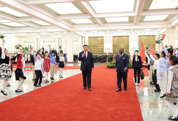 Chinese, Gabonese Presidents Hold Talks, Decide to Upgrade Bilateral Partnership Chinese, Gabonese Presidents Hold Talks, Decide to Upgrade Bilateral Partnership
