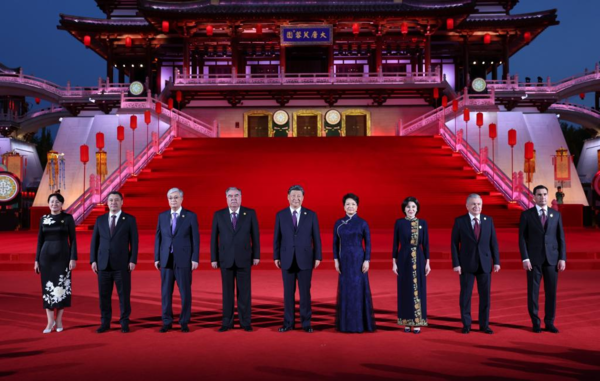 Xi Hosts Central Asian Leaders in Historic Silk Road City for Milestone Summit Xi Hosts Central Asian Leaders in Historic Silk Road City for Milestone Summit
