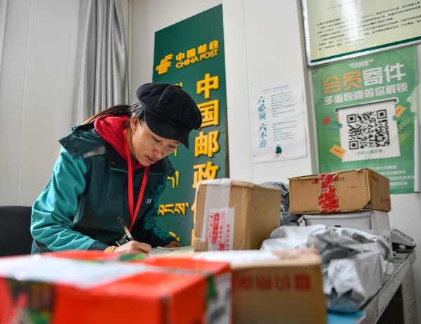GLOBALink | Villagers in Yumai Embrace Better Life GLOBALink | Villagers in Yumai Embrace Better Life