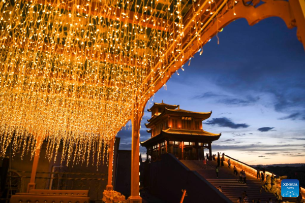 Across China: Kashgar Blends Multi-Ethnic Culture, Facilitates Eurasian Commerce Across China: Kashgar Blends Multi-Ethnic Culture, Facilitates Eurasian Commerce