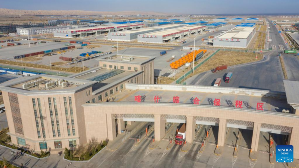 Across China: Kashgar Blends Multi-Ethnic Culture, Facilitates Eurasian Commerce Across China: Kashgar Blends Multi-Ethnic Culture, Facilitates Eurasian Commerce