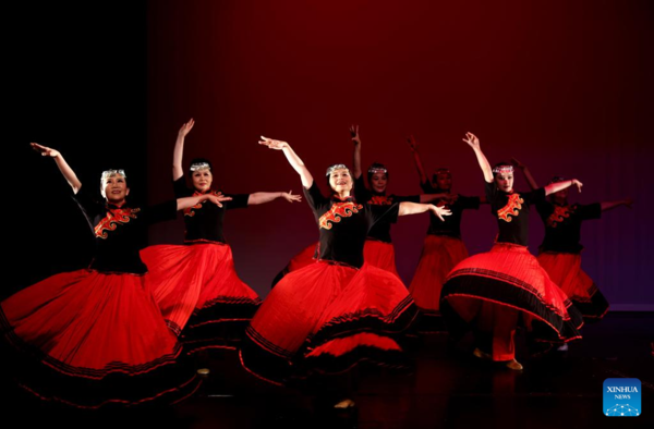 Chinese Dance Festival Amazes London Audience Chinese Dance Festival Amazes London Audience