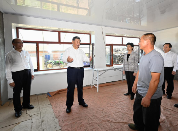 Xi Visits Flood-Affected Villagers in NE China's Heilongjiang Province Xi Visits Flood-Affected Villagers in NE China's Heilongjiang Province