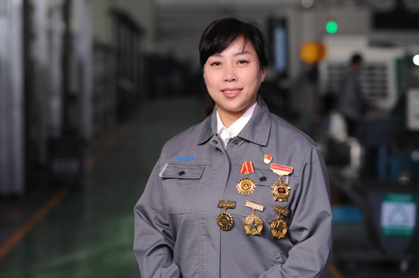 Han Liping: Senior Technician Diligently Contributing to Space Industry Han Liping: Senior Technician Diligently Contributing to Space Industry