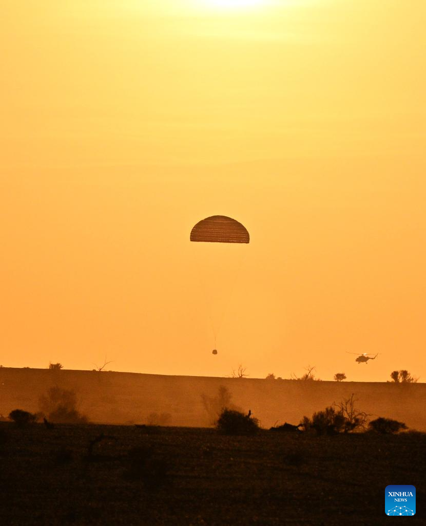 Shenzhou-16 Return Capsule Touches Down on Earth Shenzhou-16 Return Capsule Touches Down on Earth