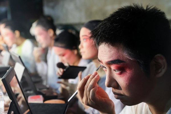 GLOBALink | Century-Old Qiong Opera in S China's Hainan Revitalizes in Modern Era GLOBALink | Century-Old Qiong Opera in S China's Hainan Revitalizes in Modern Era