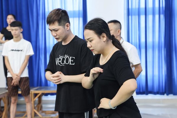 GLOBALink | Century-Old Qiong Opera in S China's Hainan Revitalizes in Modern Era GLOBALink | Century-Old Qiong Opera in S China's Hainan Revitalizes in Modern Era