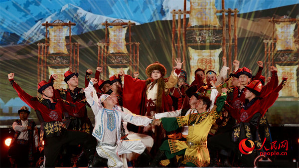 Song and Dance Drama 'Epic of Manas' Performed During International Cultural Tourism Festival in NW China's Xinjiang Song and Dance Drama 'Epic of Manas' Performed During International Cultural Tourism Festival in NW China's Xinjiang
