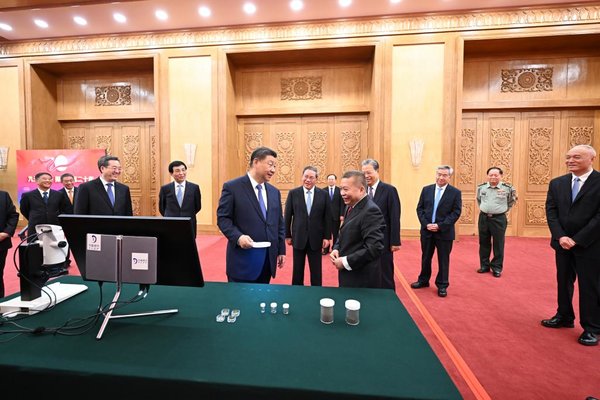Xi Calls for Accelerating Progress in China's Space Endeavors Xi Calls for Accelerating Progress in China's Space Endeavors