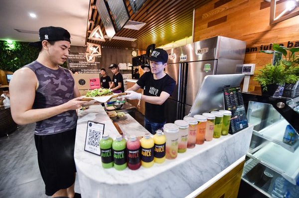 Changing Chinese Dining Culture over Past Decades Changing Chinese Dining Culture over Past Decades