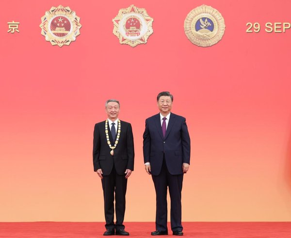 Xi Focus: Honoring Role Models, Xi Makes Rallying Call for Making China Stronger Xi Focus: Honoring Role Models, Xi Makes Rallying Call for Making China Stronger