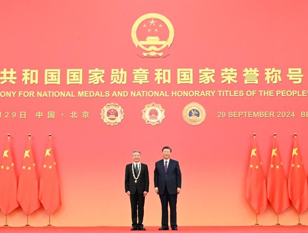Xi Focus: Honoring Role Models, Xi Makes Rallying Call for Making China Stronger Xi Focus: Honoring Role Models, Xi Makes Rallying Call for Making China Stronger