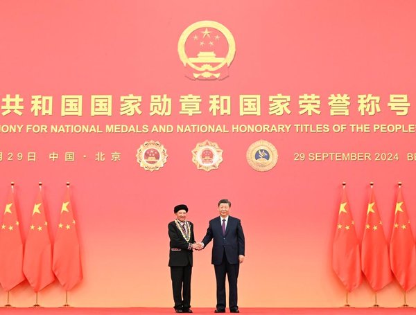 Xi Focus: Honoring Role Models, Xi Makes Rallying Call for Making China Stronger Xi Focus: Honoring Role Models, Xi Makes Rallying Call for Making China Stronger