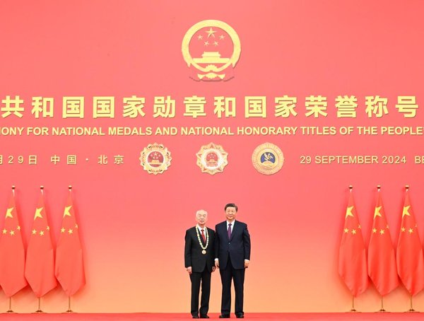 Xi Focus: Honoring Role Models, Xi Makes Rallying Call for Making China Stronger Xi Focus: Honoring Role Models, Xi Makes Rallying Call for Making China Stronger
