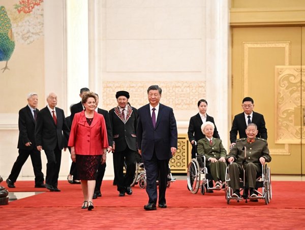Xi Focus: Honoring Role Models, Xi Makes Rallying Call for Making China Stronger Xi Focus: Honoring Role Models, Xi Makes Rallying Call for Making China Stronger