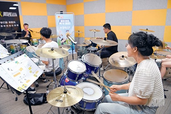 Features | Night Schools Nurture Skills, Minds Features | Night Schools Nurture Skills, Minds