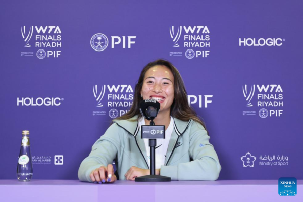 Zheng Qinwen Defeats Rybakina to Claim Her First Win at WTA Finals Zheng Qinwen Defeats Rybakina to Claim Her First Win at WTA Finals