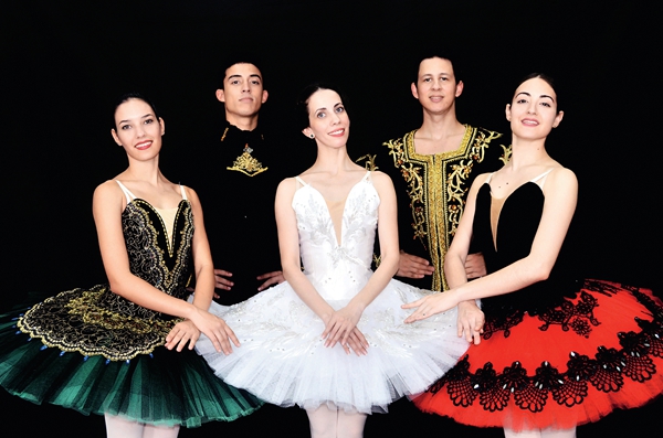 Cuban Ballet Dancer Pursues Career in Hainan Cuban Ballet Dancer Pursues Career in Hainan