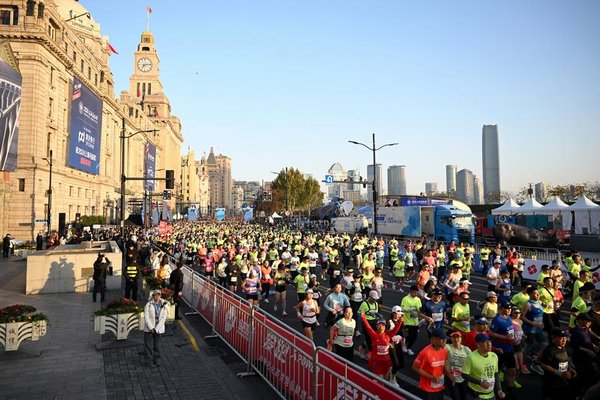 Marathon Craze Boosts China's Public Health, Consumption Marathon Craze Boosts China's Public Health, Consumption