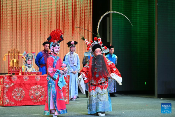 Children Perform at Peking Opera New Year Gala in Tianjin
