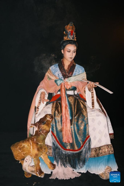'Ancestry Awakening' Sees Chinese Youth Reconnect with Traditional Culture
