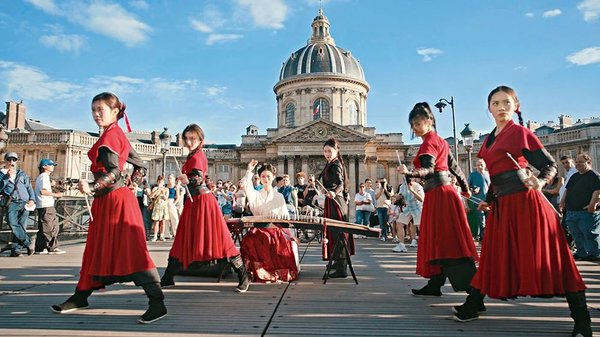 Emei Kung Fu Girls Demonstrate Power of Chinese Martial Arts Emei Kung Fu Girls Demonstrate Power of Chinese Martial Arts