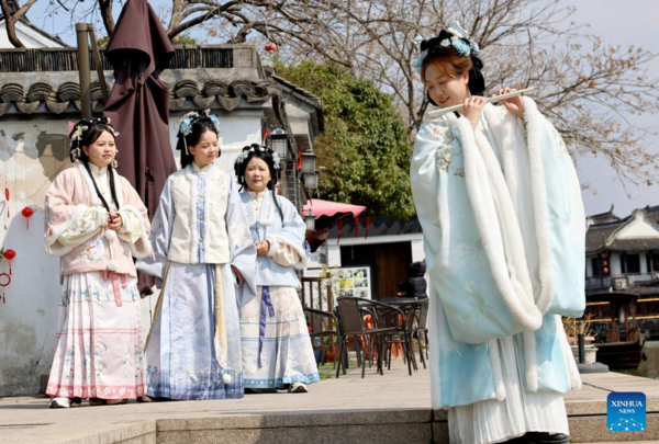 Various Activities Held Across China to Mark Int'l Women's Day