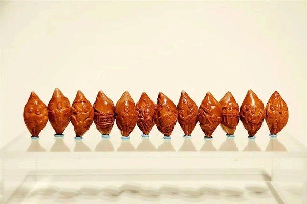 Cultural Heritage | Carving Technique Engraves Boundless Universe on Tiny Kernels