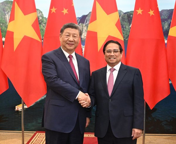 Xi Calls on China, Vietnam to Oppose Hegemonism, Unilateralism, Protectionism Xi Calls on China, Vietnam to Oppose Hegemonism, Unilateralism, Protectionism