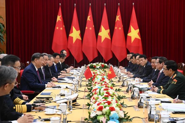Xi Calls on China, Vietnam to Oppose Hegemonism, Unilateralism, Protectionism Xi Calls on China, Vietnam to Oppose Hegemonism, Unilateralism, Protectionism