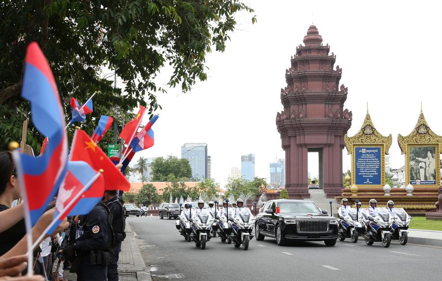 Xi's Southeast Asia Visit Deepens Shared Commitment to Neighborhood Amity, Cooperation Xi's Southeast Asia Visit Deepens Shared Commitment to Neighborhood Amity, Cooperation