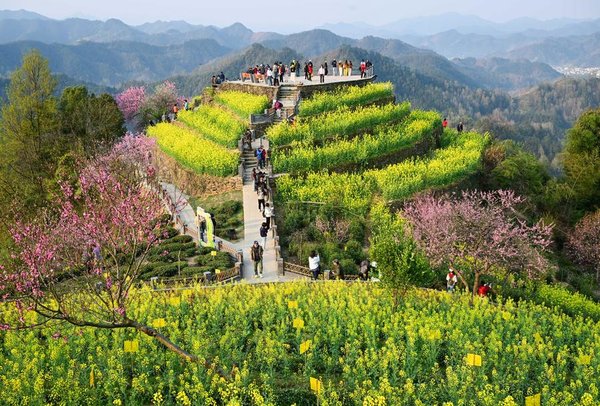 Shexian County of E China's Anhui Promotes Heritage Preservation and Urban Renewal Shexian County of E China's Anhui Promotes Heritage Preservation and Urban Renewal