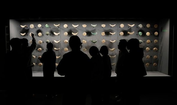 Interdisciplinary Team Sparks Innovation in Cultural Tourism Along Silk Road in NW China Interdisciplinary Team Sparks Innovation in Cultural Tourism Along Silk Road in NW China