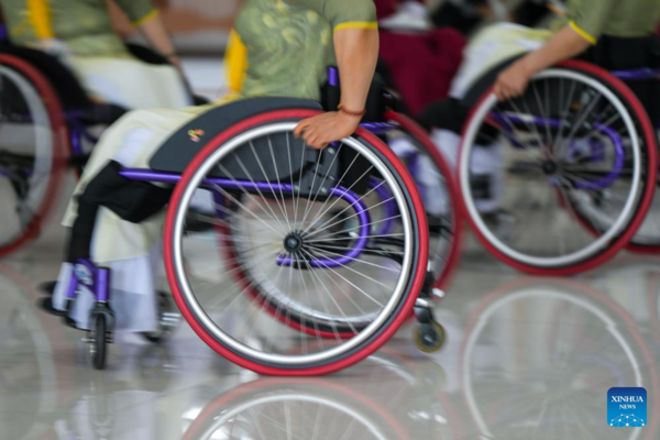 Wheelchair Dancers Light Up Life with Art