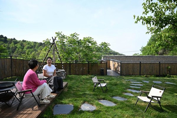 Homestay Housekeeper Provides Sincere Services in N China's Tianjin