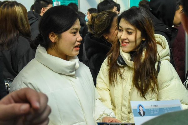China's Vast Northwest Inspires a New Generation China's Vast Northwest Inspires a New Generation