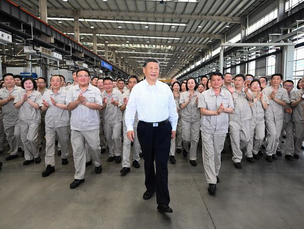 Xi Stresses Firm Confidence in High-Quality Development During Henan Inspection Tour Xi Stresses Firm Confidence in High-Quality Development During Henan Inspection Tour