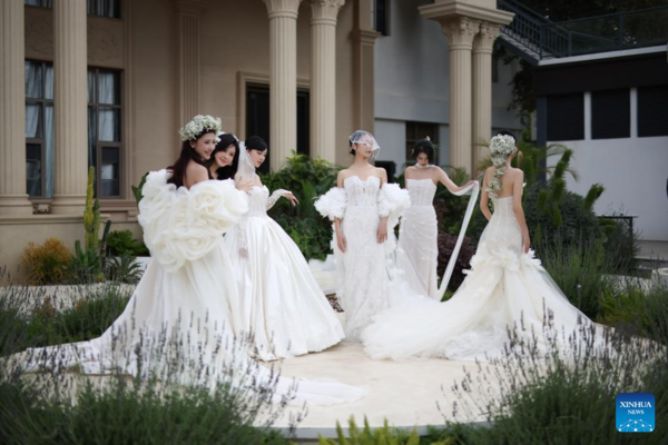 China's Hassle-Free Marriage Rule Fuels Travel, Consumption China's Hassle-Free Marriage Rule Fuels Travel, Consumption